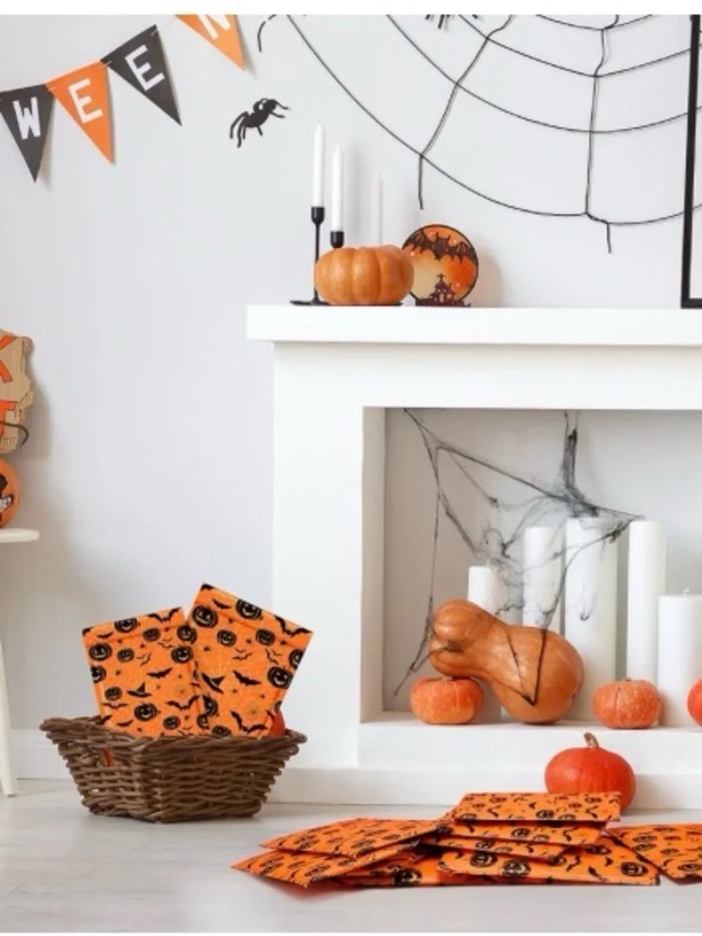 (10) Halloween Bubble Mailers (6”x10”) Witch Hat